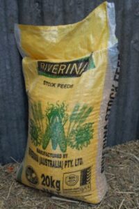 RIVERINA CRACKED CORN (MAIZE) 20KG