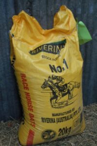 RIVERINA NO.1 RACEHORSE OATS 20KG